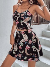 Load image into Gallery viewer, Floral V-Neck Cami and Skirt Set