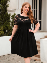 Load image into Gallery viewer, Plus Size Ruched Round Neck Short Sleeve Dress
