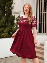 Load image into Gallery viewer, Plus Size Ruched Round Neck Short Sleeve Dress
