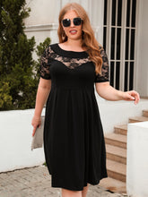 Load image into Gallery viewer, Plus Size Ruched Round Neck Short Sleeve Dress
