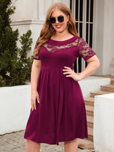 Load image into Gallery viewer, Plus Size Ruched Round Neck Short Sleeve Dress
